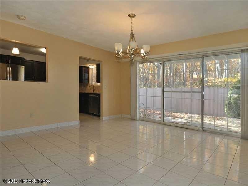 77 Hoffman Ave #C - Photo 3 of 25