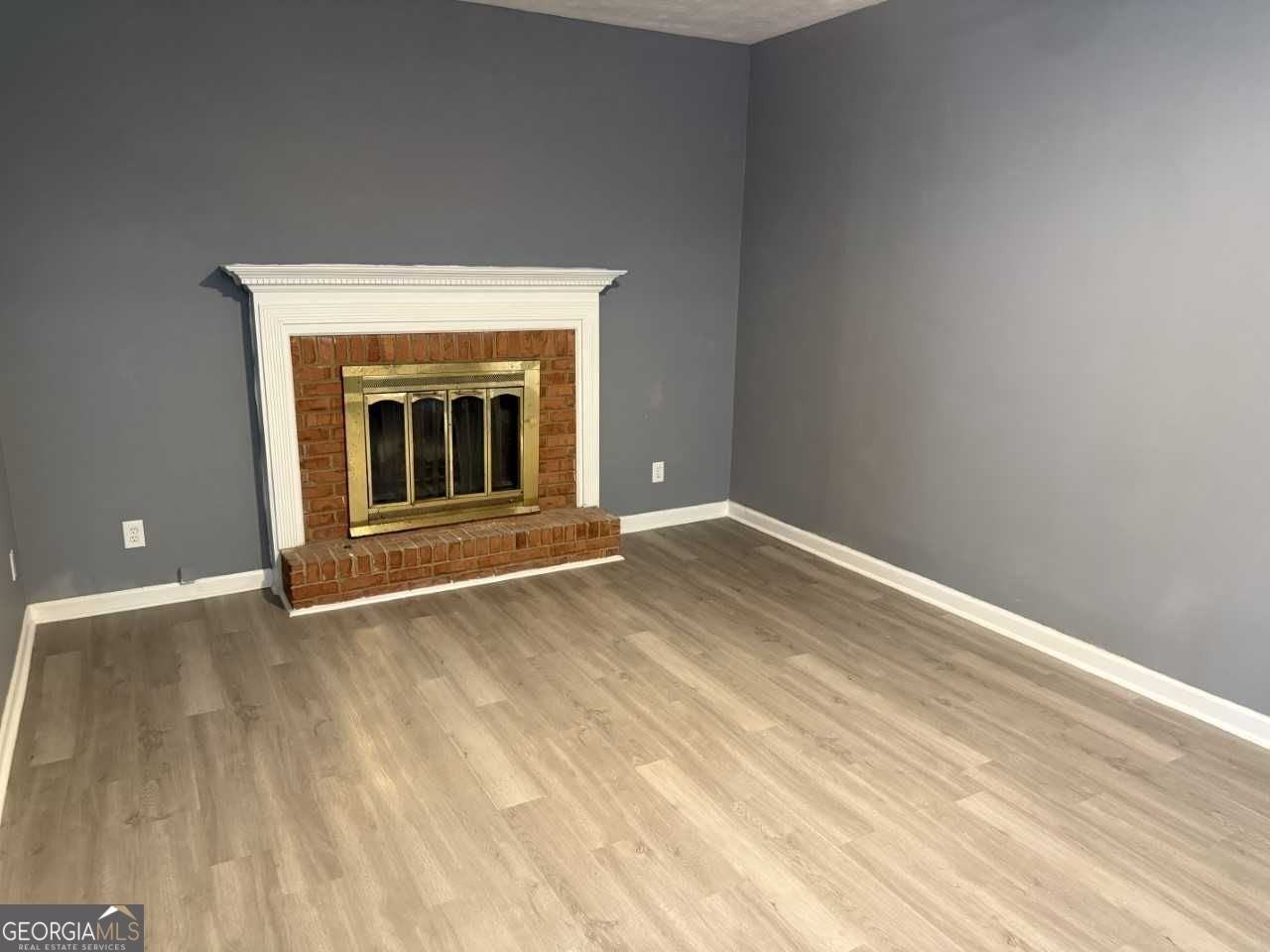 6463 Pine Bark Ct - Photo 3 of 13