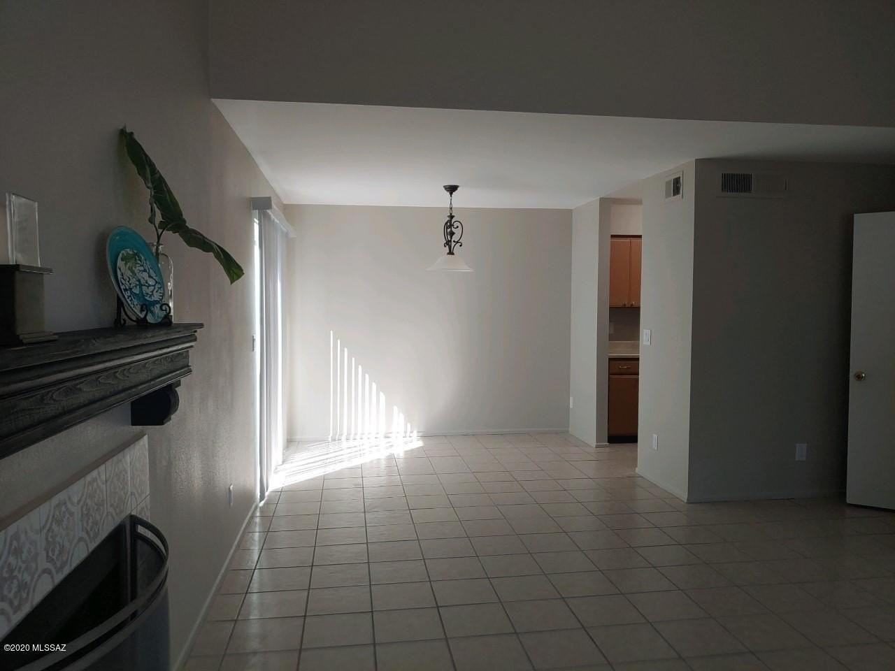 881 E Peppergrass Ln - Photo 2 of 13