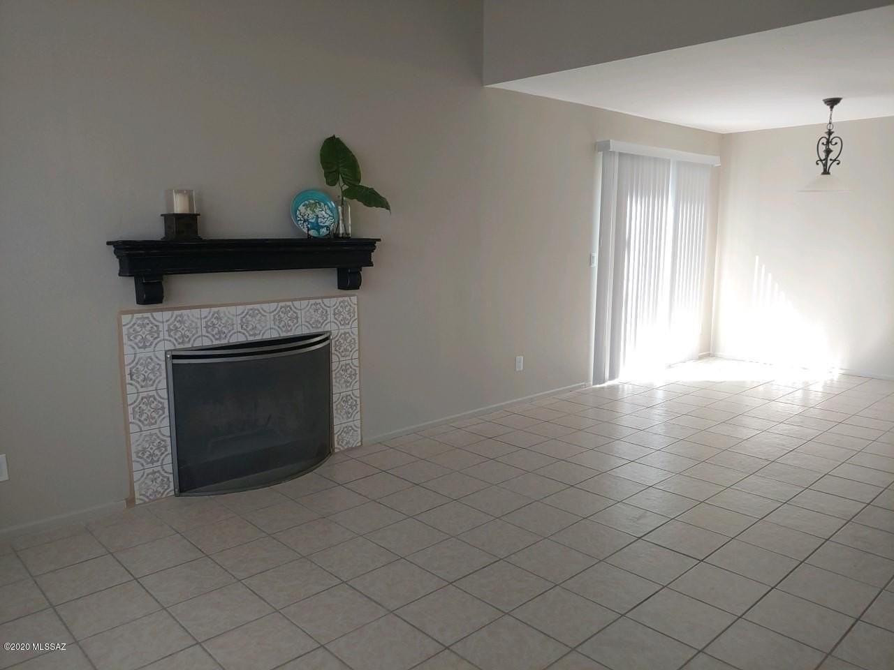881 E Peppergrass Ln - Photo 4 of 13