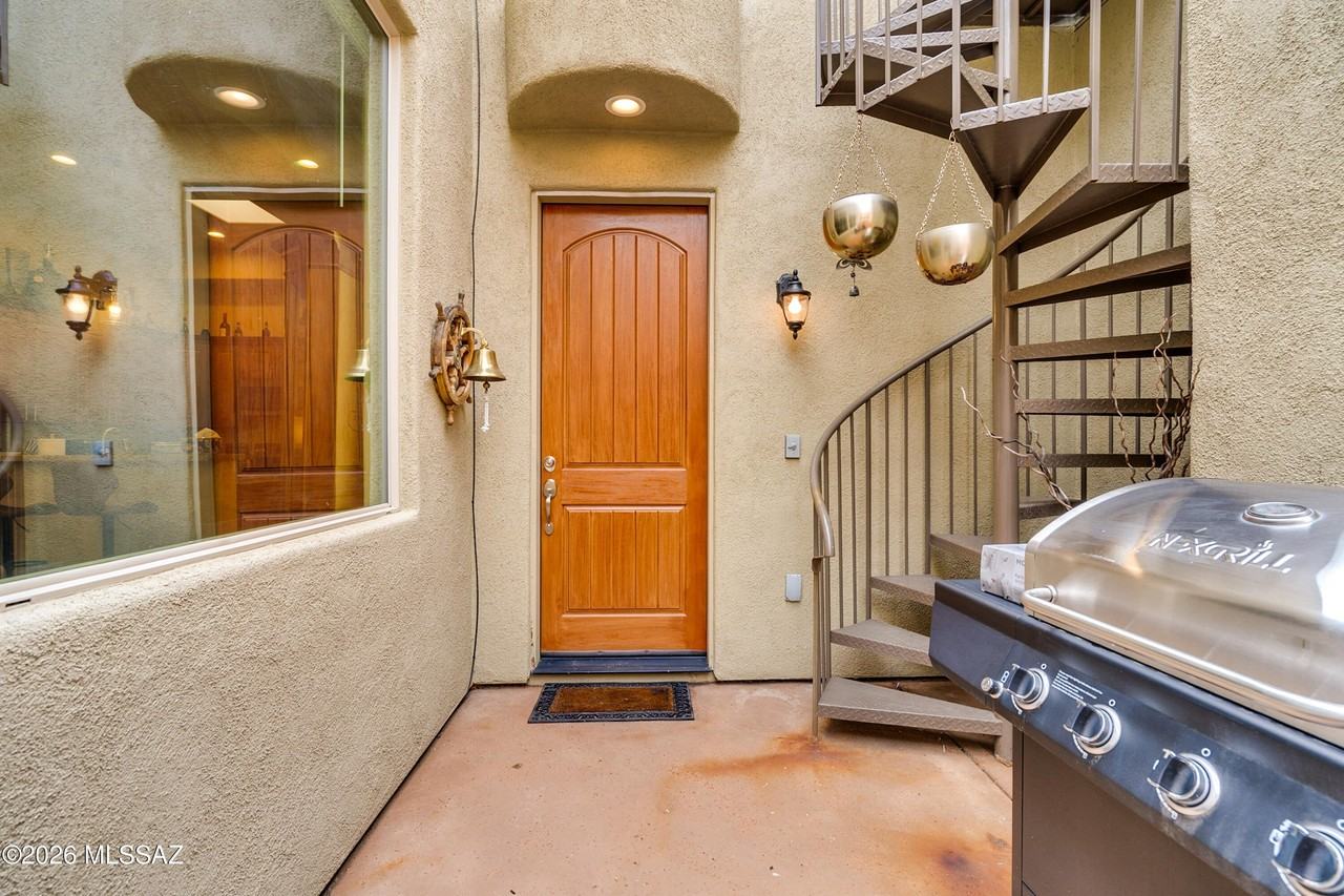 1105 Lombard Way - Photo 7 of 45