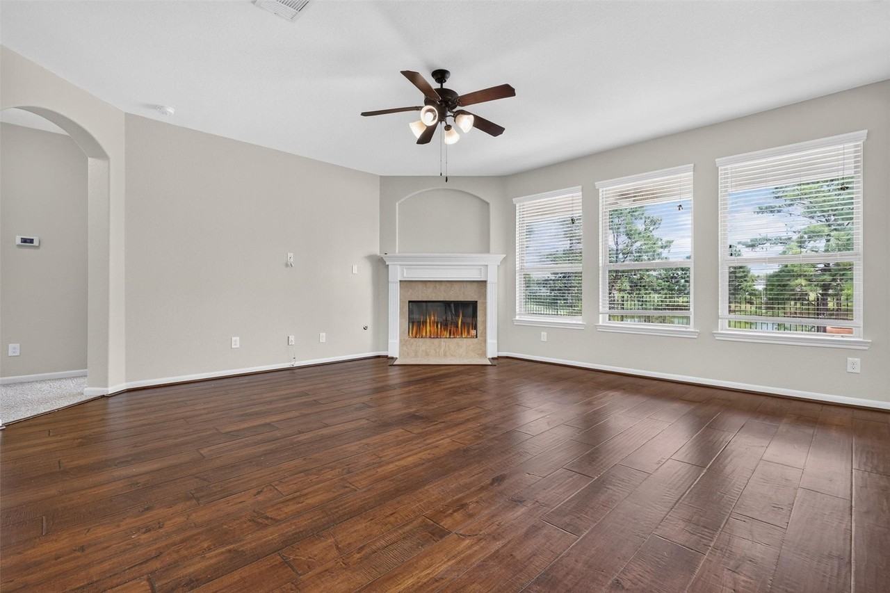 11306 Misty Willow Ln - Photo 5 of 47