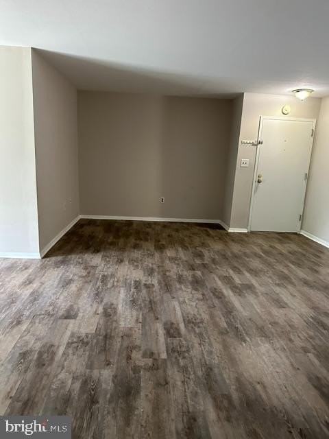 6 Ivy Hall - Photo 3 of 13