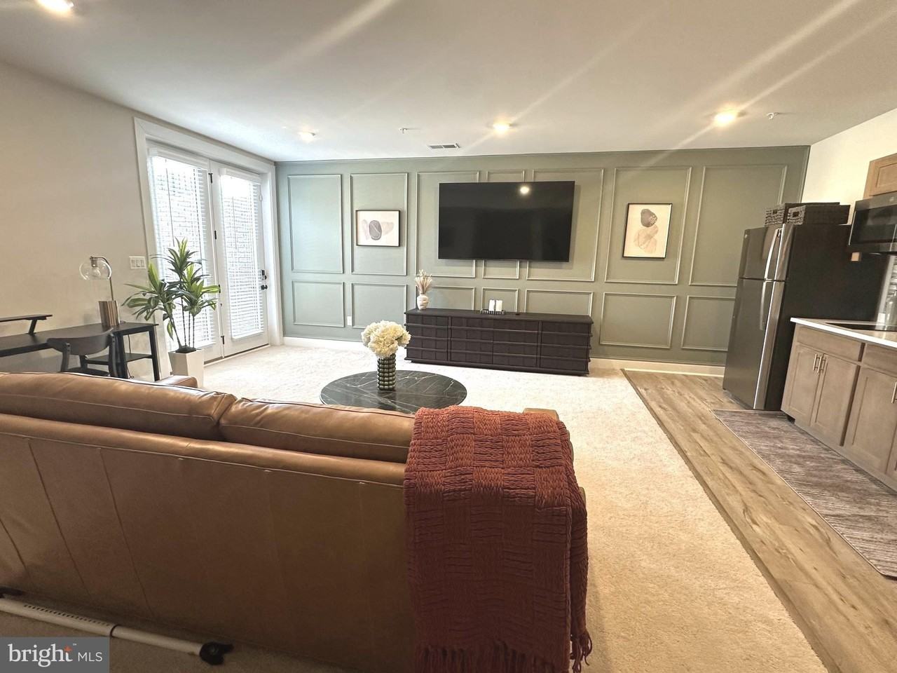 1425 Two Rivers Blvd - Photo 2 of 11