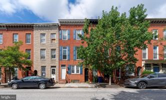 featured image of 926 S Hanover St