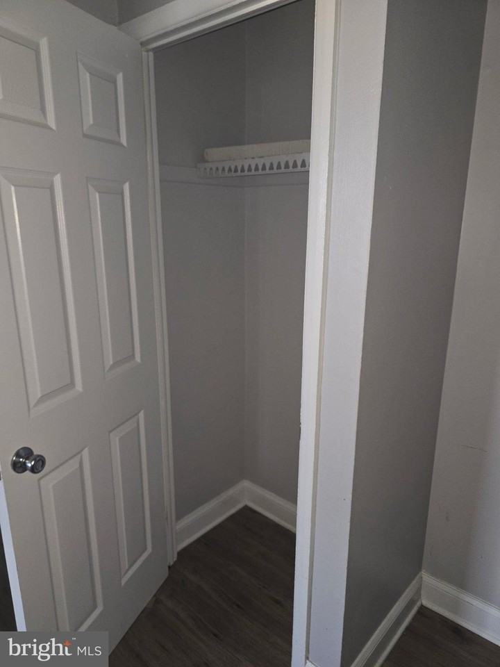 902 Arion Park Rd #G - Photo 3 of 11