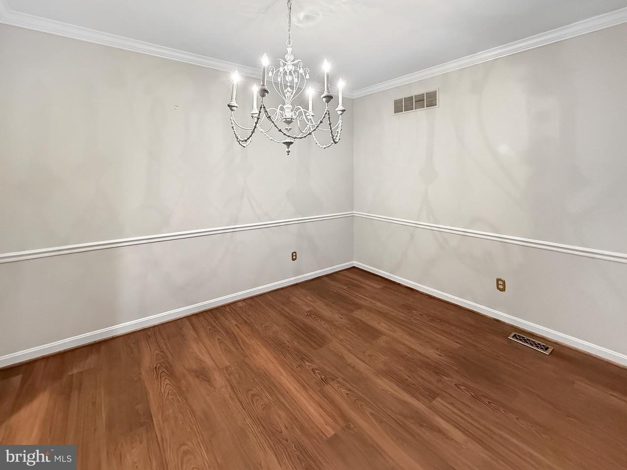 202 Castletown Rd - Photo 3 of 23