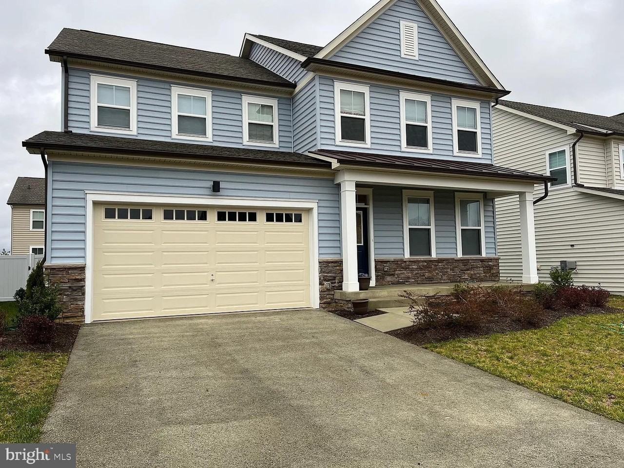 9898 Obin Ln - Photo 2 of 12