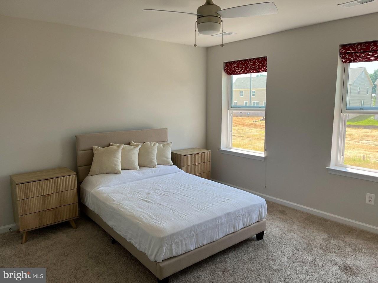 9898 Obin Ln - Photo 5 of 12