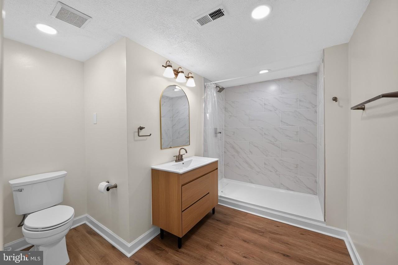 2377 Tawny Dr - Photo 4 of 15
