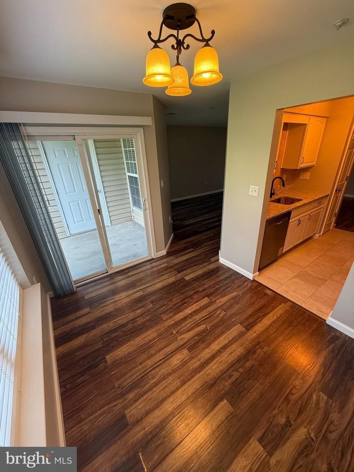 3830 Normandy Dr #1B - Photo 6 of 18