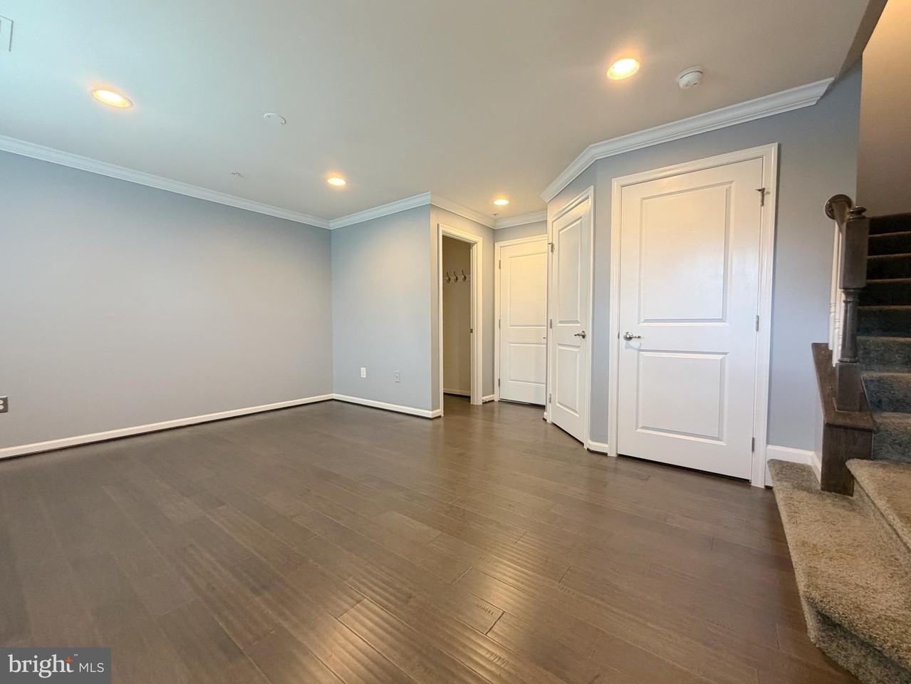 3625 Urbana Pike - Photo 2 of 27