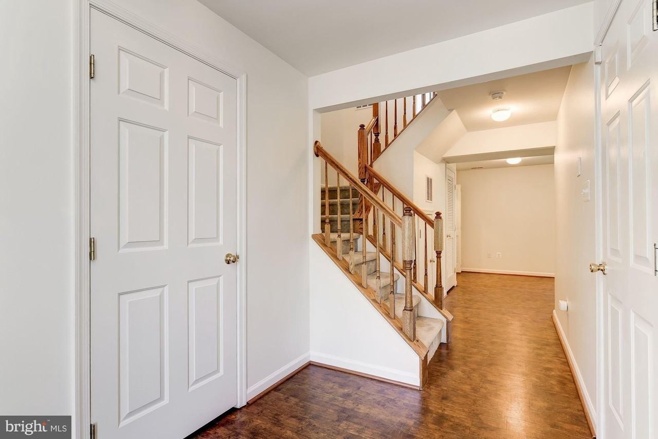 7114 Maiden Point Pl #396D - Photo 4 of 30