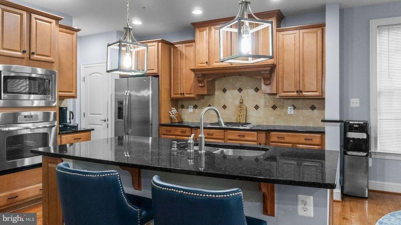 132 Liriope Pl - Photo 5 of 50