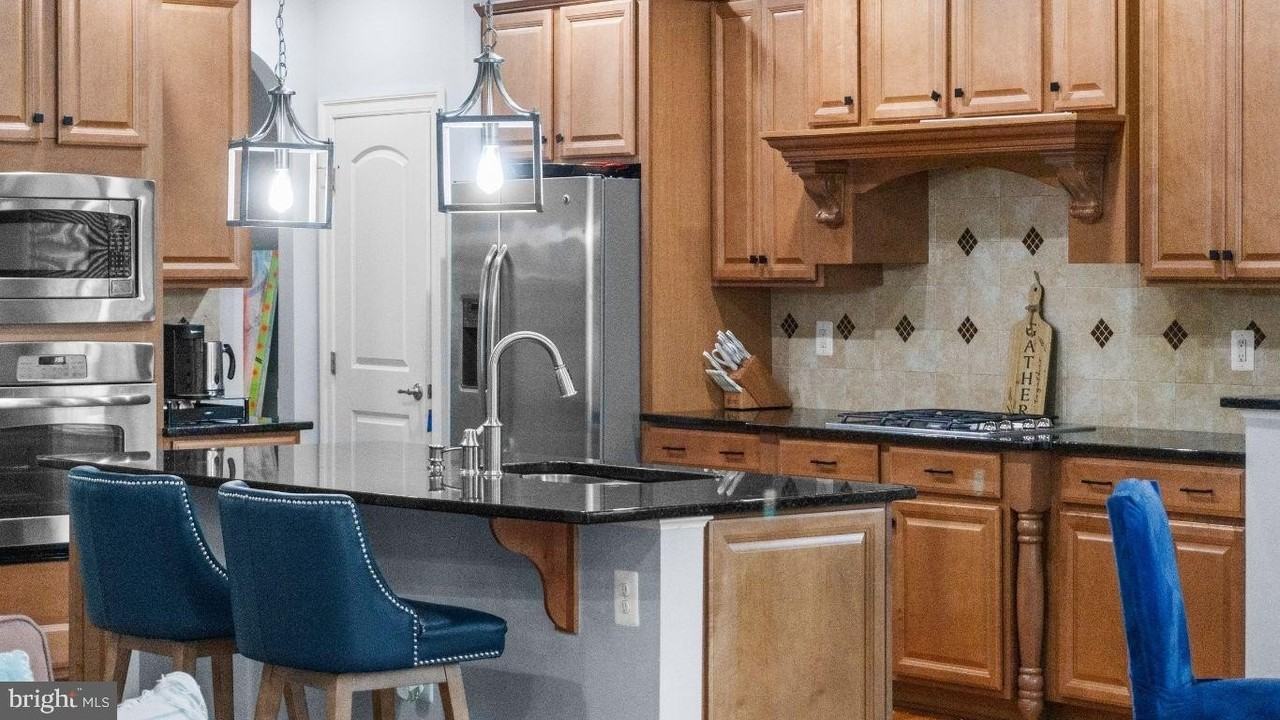 132 Liriope Pl - Photo 7 of 50