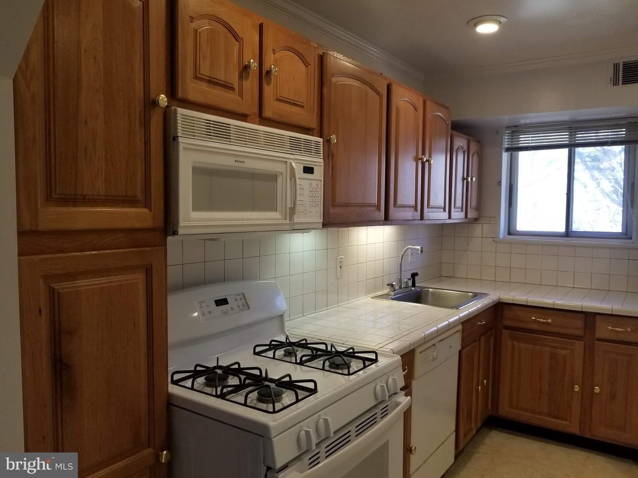Cherry Hill Rd #304 - Photo 5 of 22