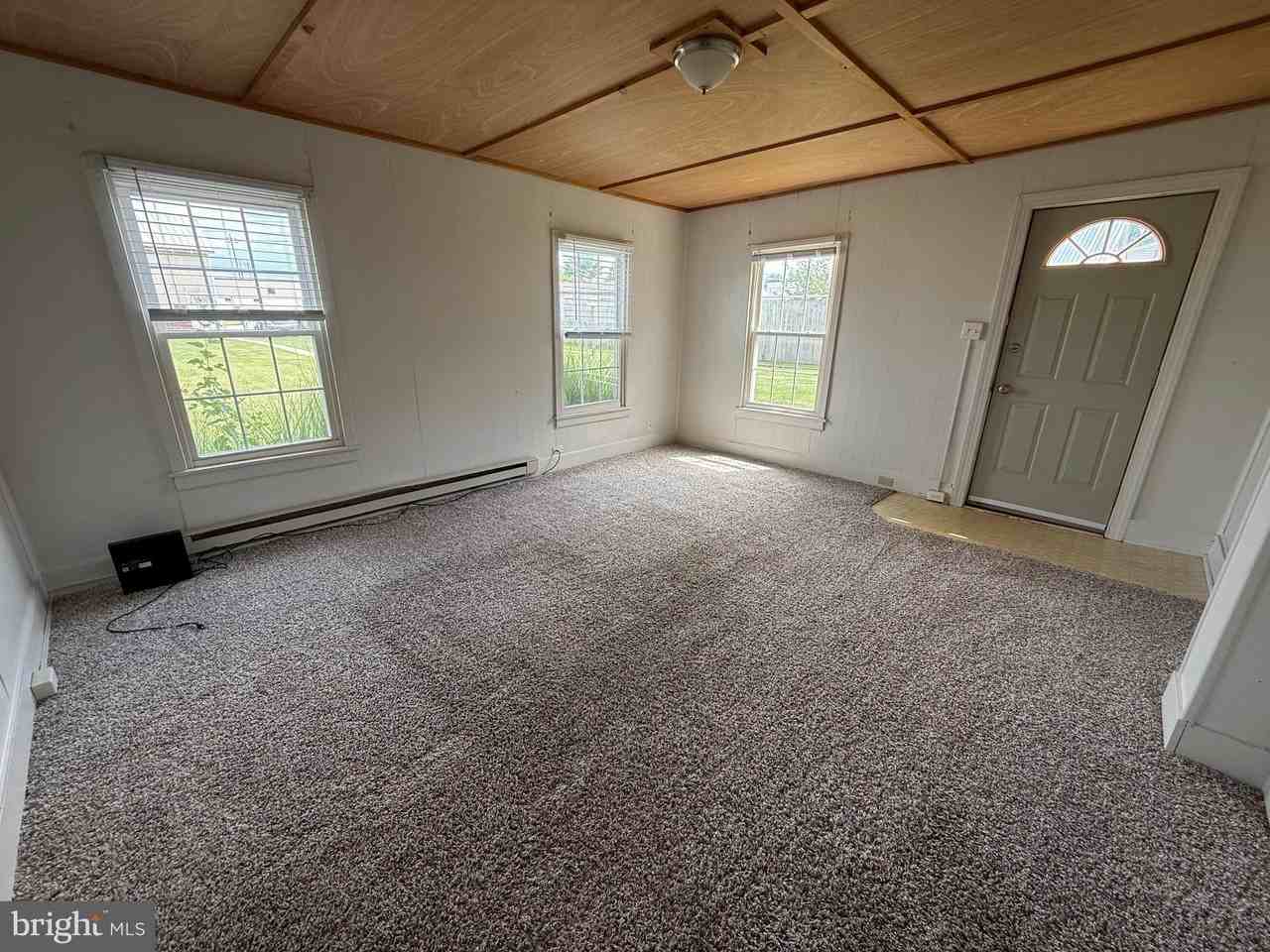 223 N Queen St #REAR - Photo 6 of 18
