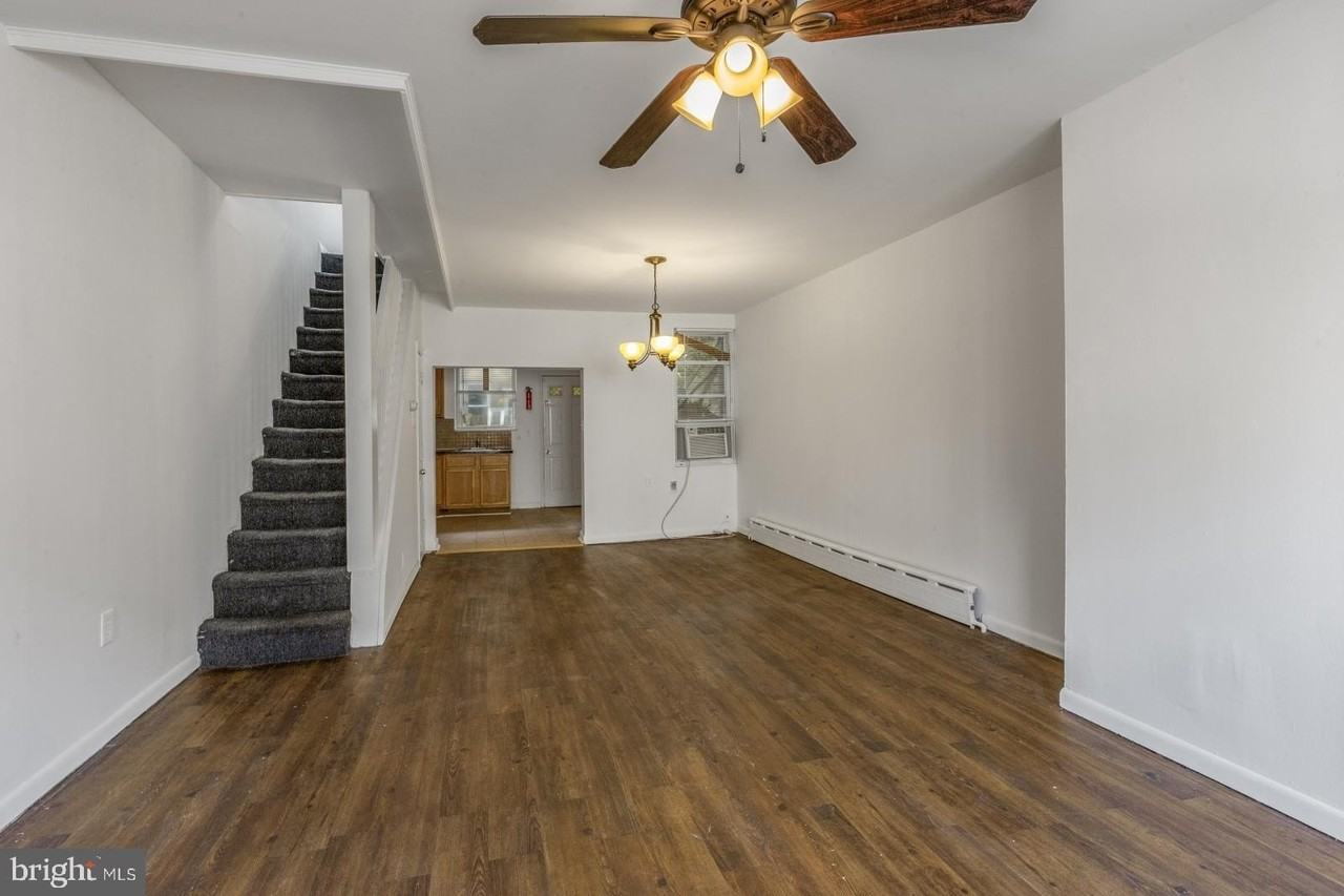 1503 S Dover St - Photo 4 of 26