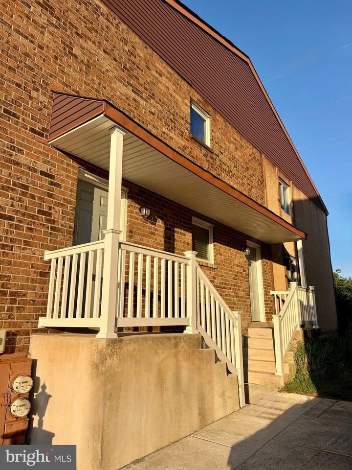 15177 Beverly Dr #2ndFL - Photo 2 of 12