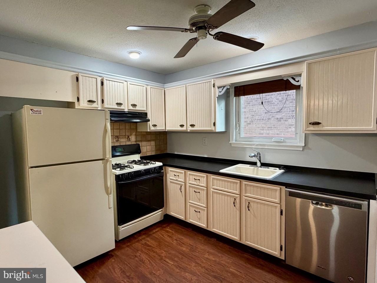 15177 Beverly Dr #2ndFL - Photo 5 of 12