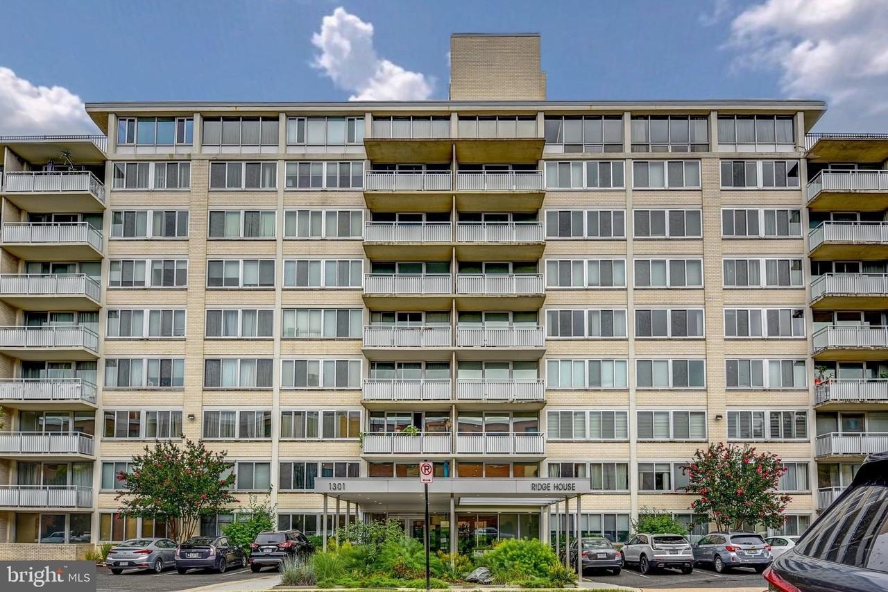 1301 S Arlington Ridge Rd #310