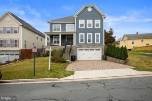 featured image of 849 N Jacksonville St