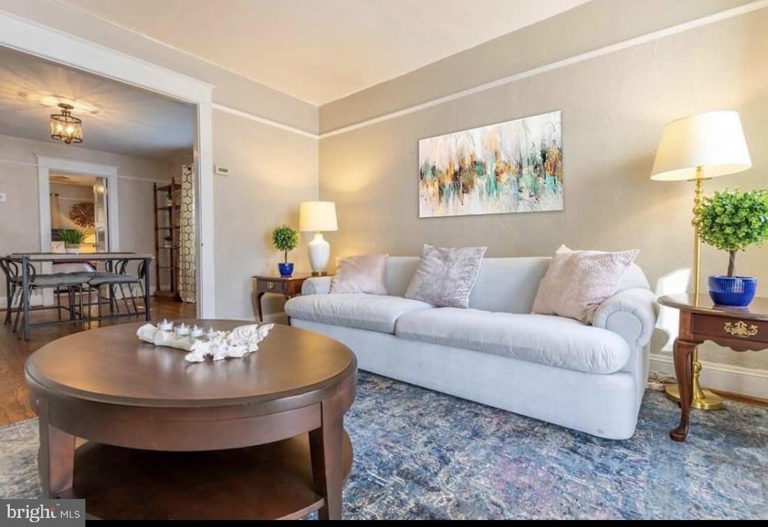 208 Duncan Ave - Photo 5 of 15