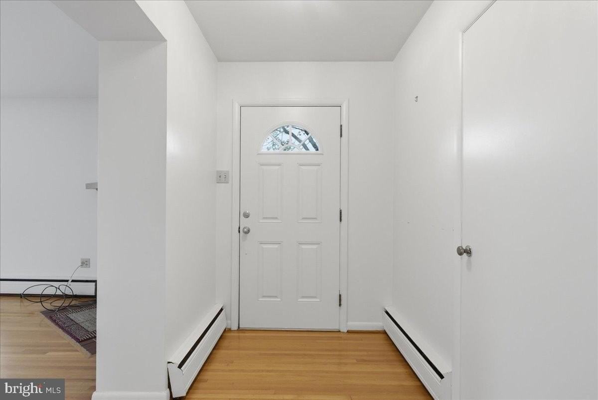 3044 N Frederick Pike - Photo 6 of 42