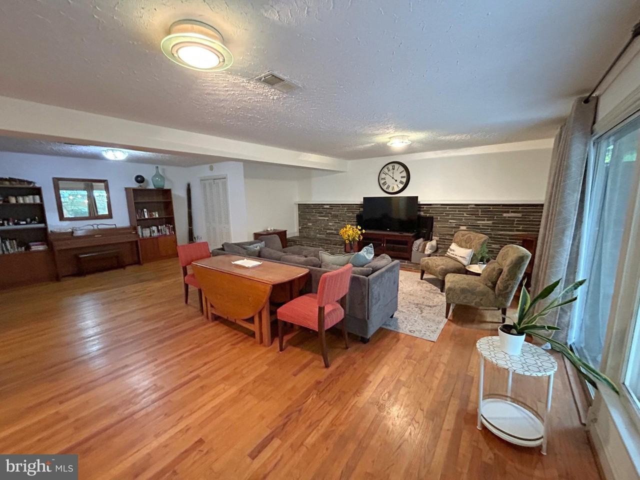 4018 N Taylor St - Photo 5 of 12