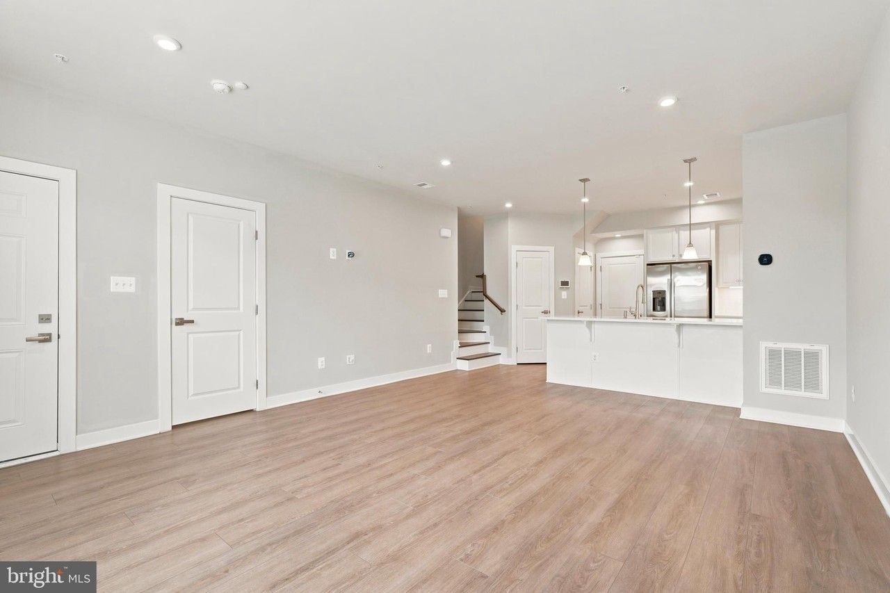 14536 George Carter Way - Photo 7 of 50
