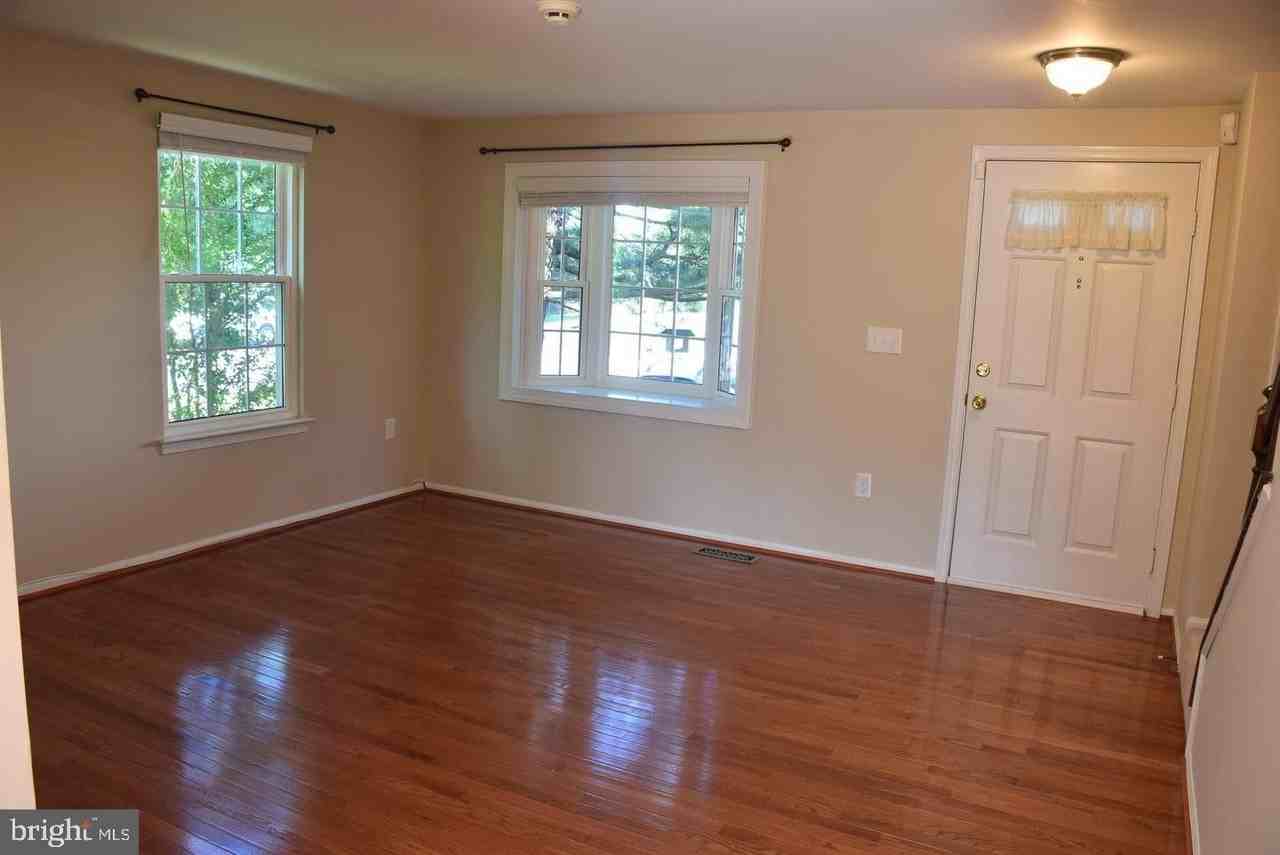 2 Quincy Ct - Photo 2 of 16