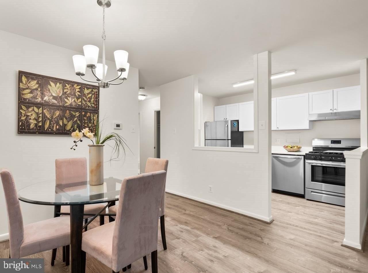 12656 Dara Dr #303 - Photo 4 of 21