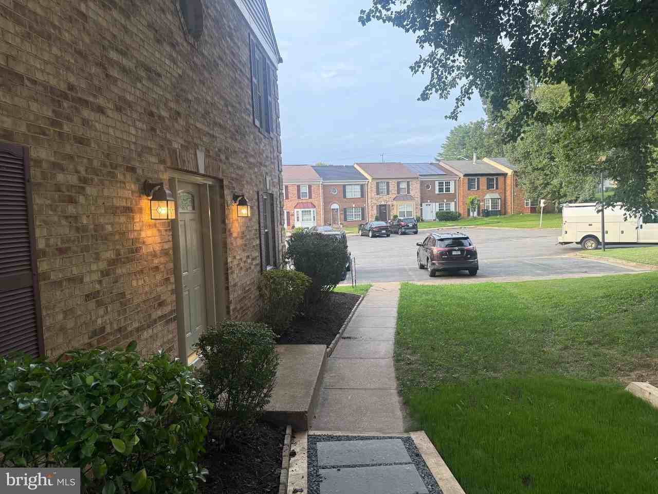 3409 Tendril Ct - Photo 5 of 9
