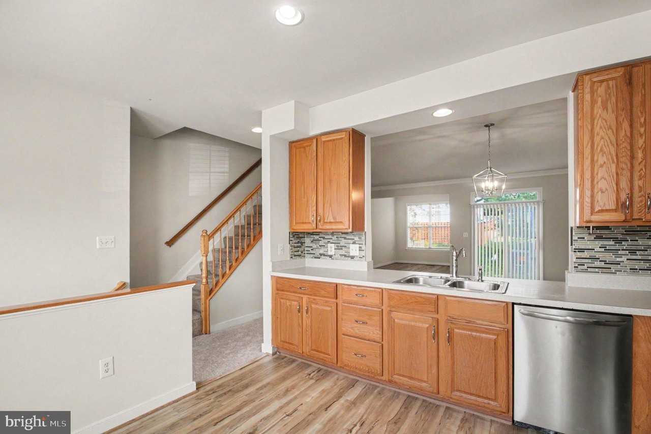 6080 Ticket Way - Photo 5 of 29