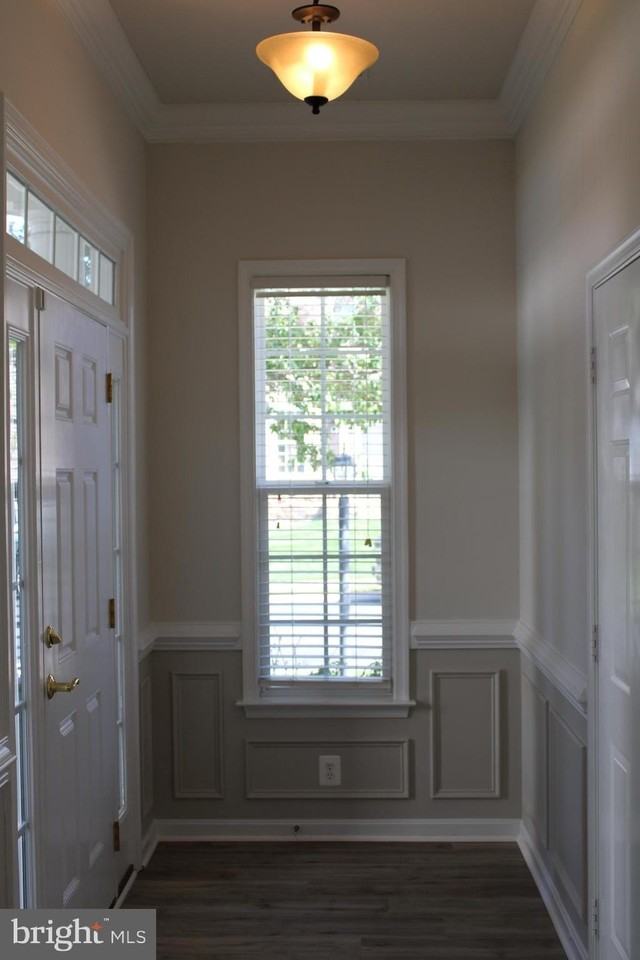 7412 Lees Command Blvd - Photo 2 of 28