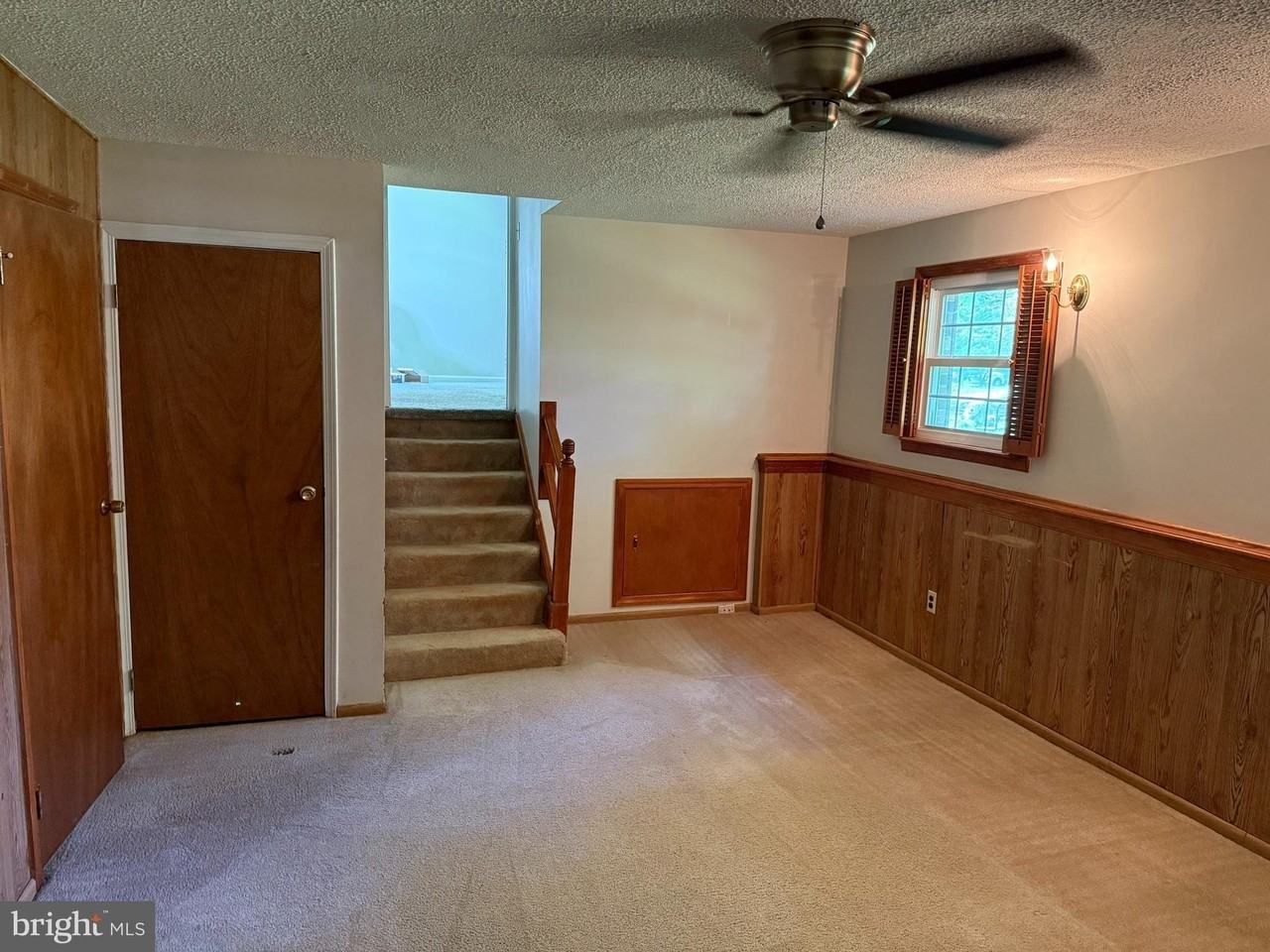 131 Stevens Dr - Photo 7 of 18