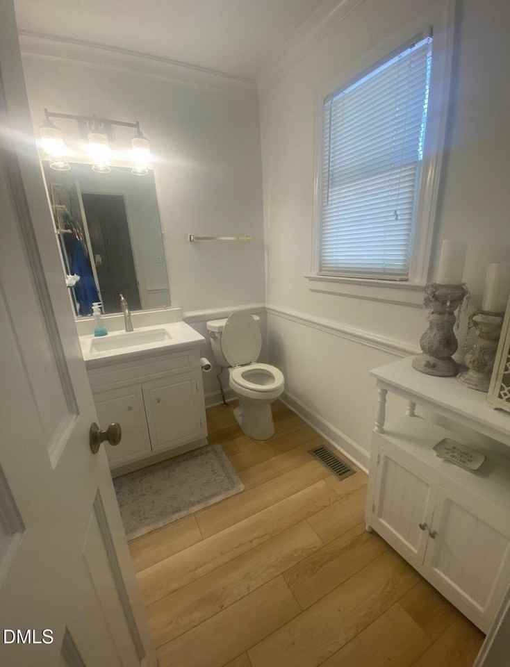 7709 Highlandview Cir - Photo 6 of 8