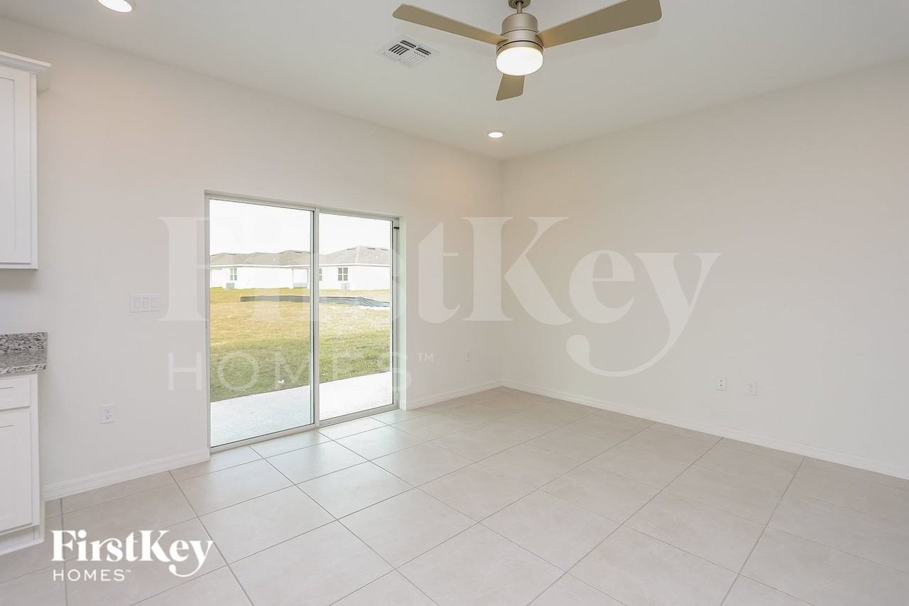 129 Windsor Reserve Dr - Photo 3 of 16