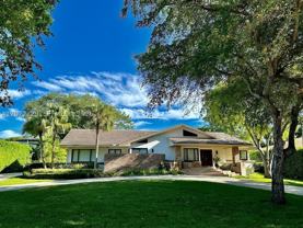 7251 Monaco St - Photo 1 of 1