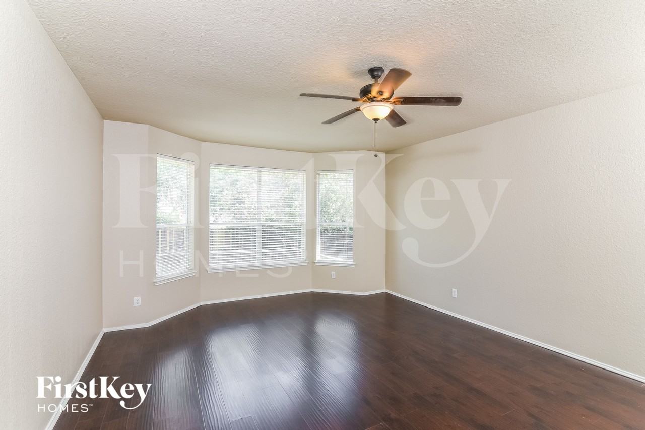 12243 Dewitt Cv - Photo 6 of 15
