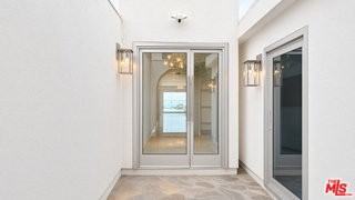 18222 Coastline Dr - Photo 4 of 8