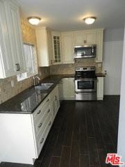 2711 Arizona Ave - Photo 7 of 8