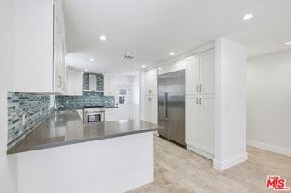 869 Warren Ave - Photo 6 of 8