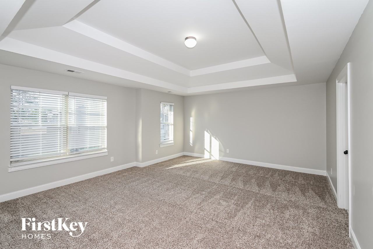 9154 Dover St - Photo 7 of 15