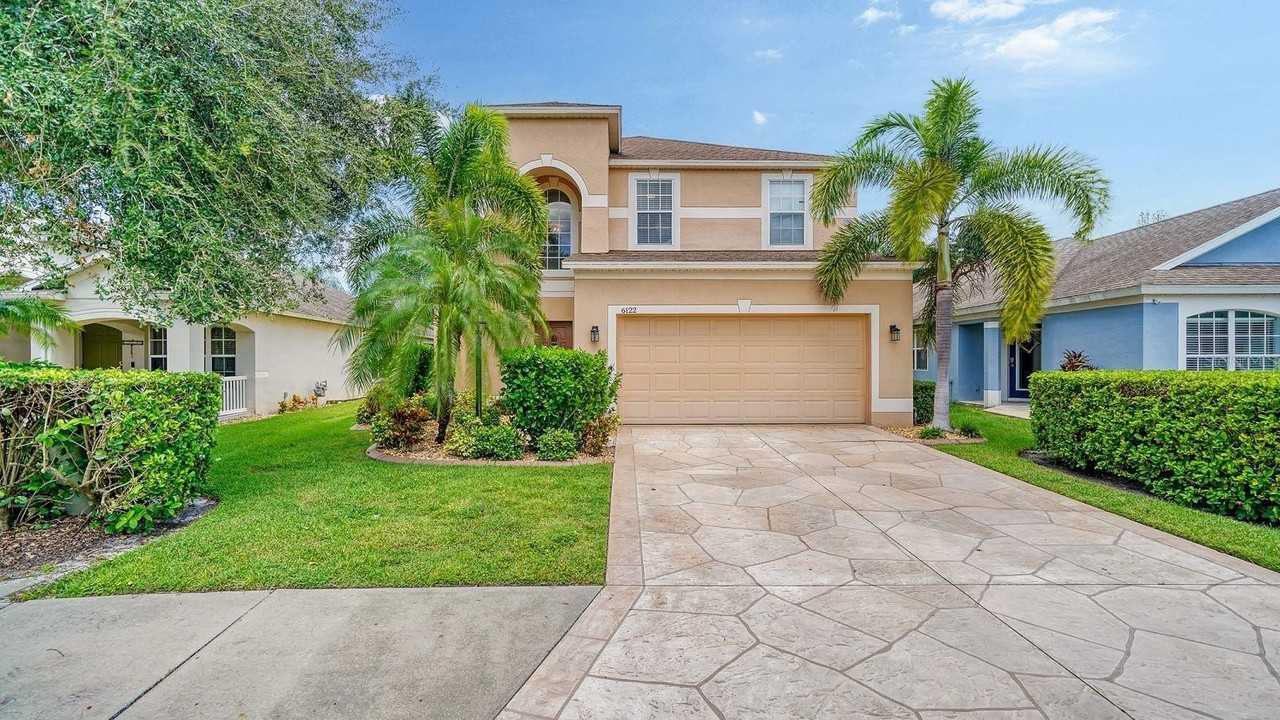 6122 Blue Runner Ct - Photo 2 of 50