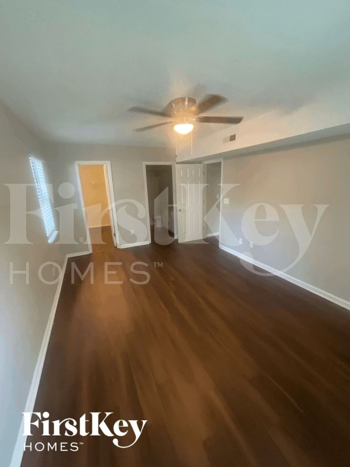 103 Aldrich Pl - Photo 3 of 14