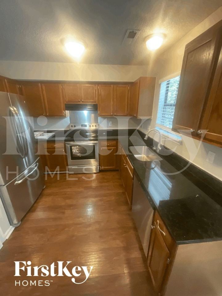 103 Aldrich Pl - Photo 7 of 14