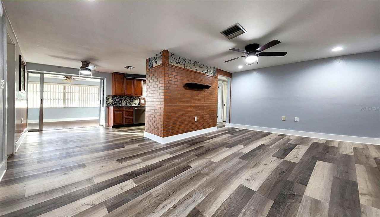 3629 Bedford St - Photo 3 of 29