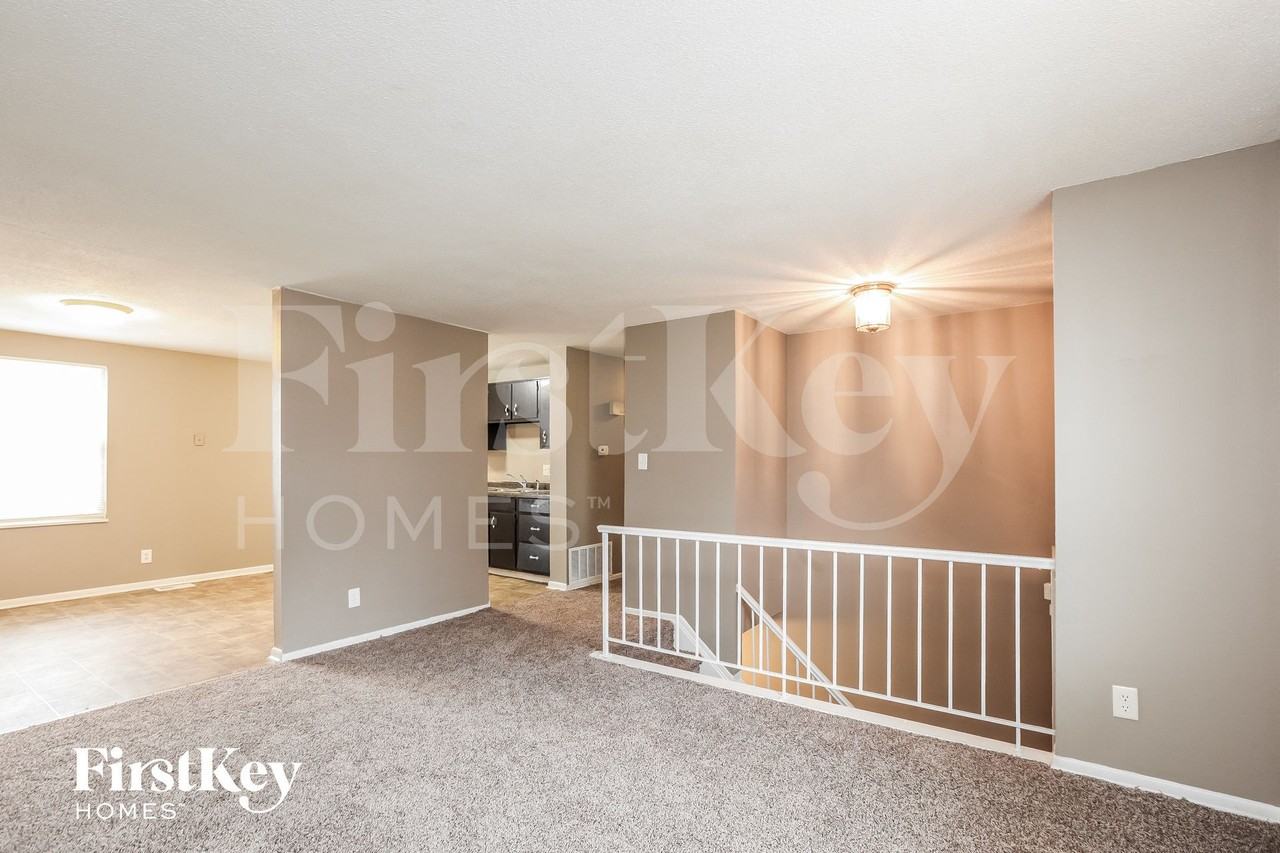 9015 Caminito Ct - Photo 3 of 15