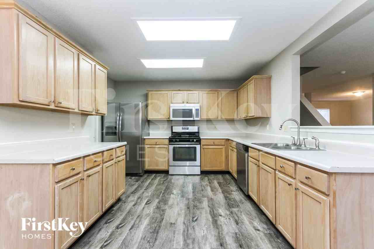 6829 W Raleigh Dr - Photo 7 of 15